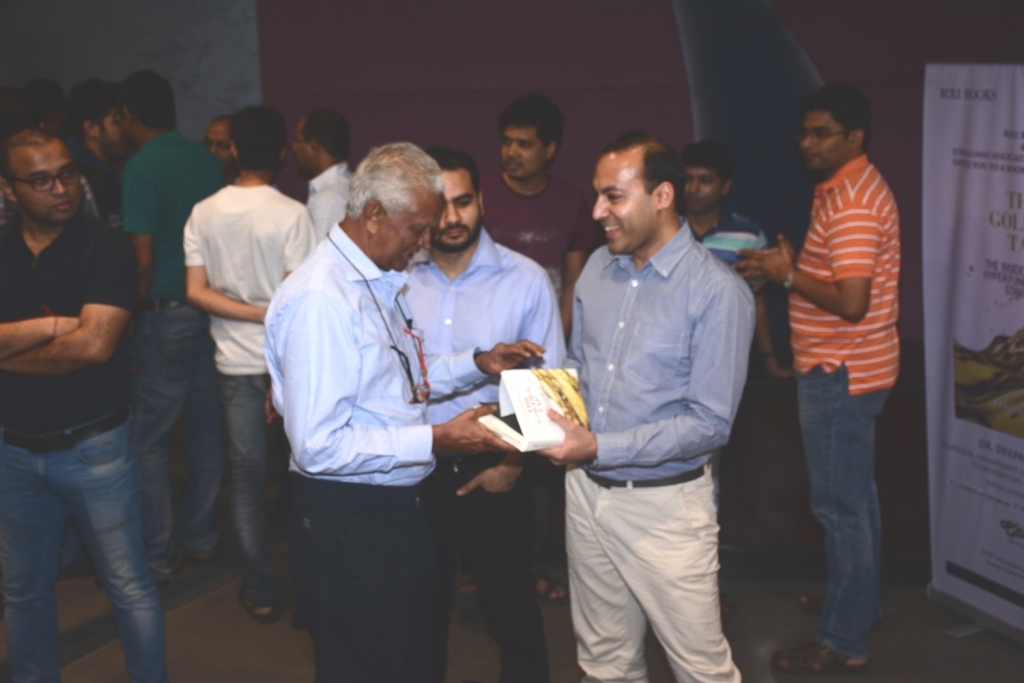 at-a-book-reading-session-hosted-by-iitbaa-mumbai-chapter